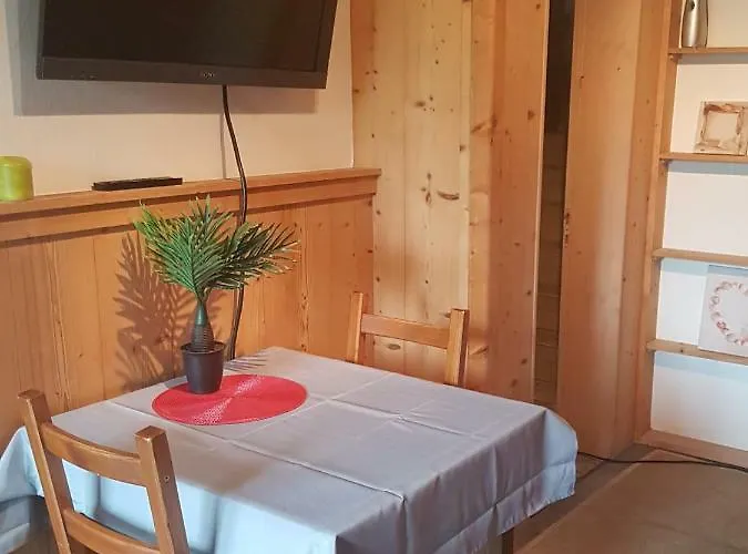 Chaleureux 2 Pieces Avec Terrasse A Lejlighed *