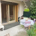 Chaleureux 2 Pieces Avec Terrasse A Apartament *