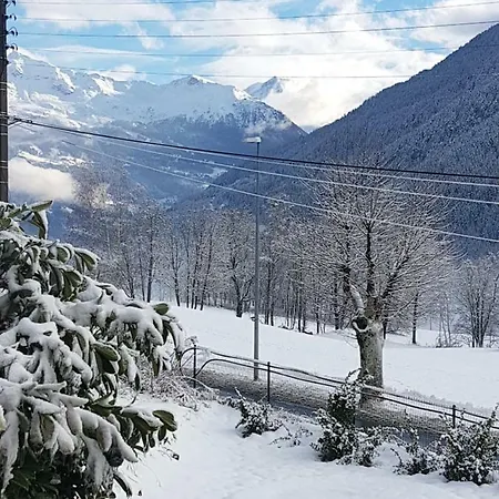 Chaleureux 2 Pieces Avec Terrasse A *